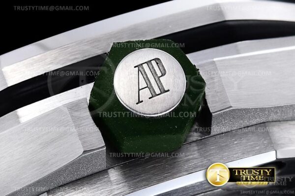 AP0612 - Royal Oak Diver - immagine 13