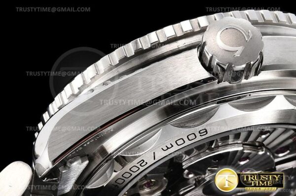 OMG0644 - Planet Ocean 43.5mm - immagine 17