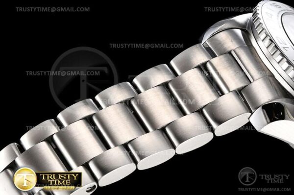 OMG0644 - Planet Ocean 43.5mm - immagine 16