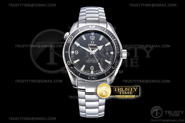 OMG0654 - Planet Ocean 42mm